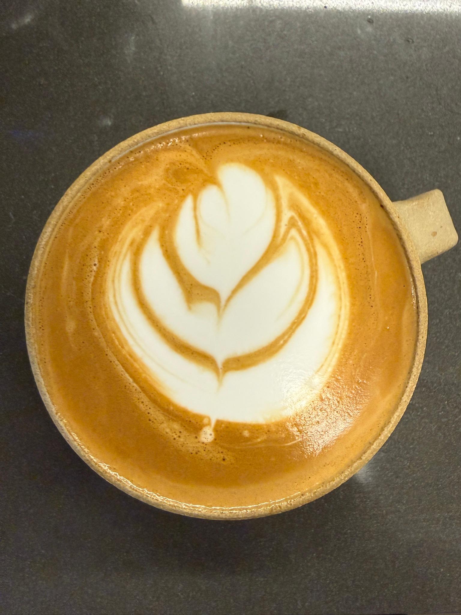 Drifting Petal Pour